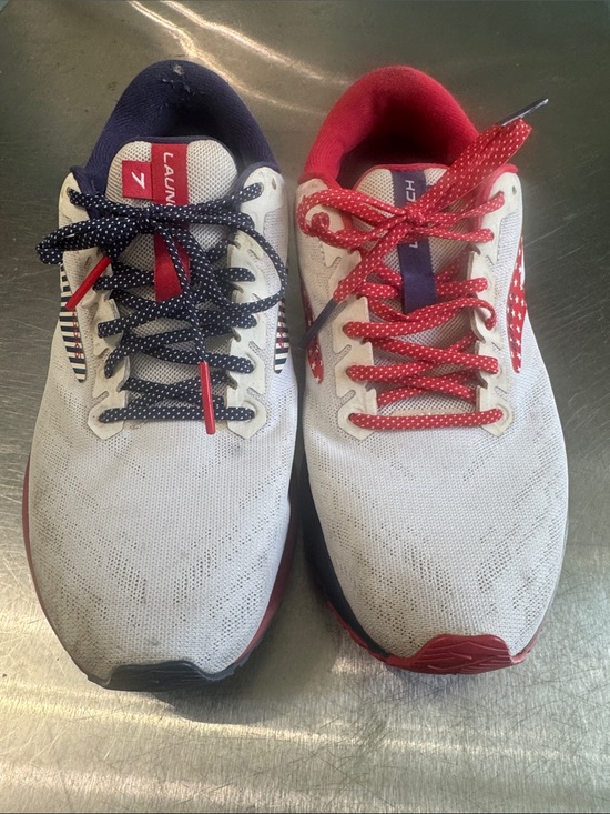 Brooks Shoes - Brooks Women's Athletic Shoes - White, Red & Navy